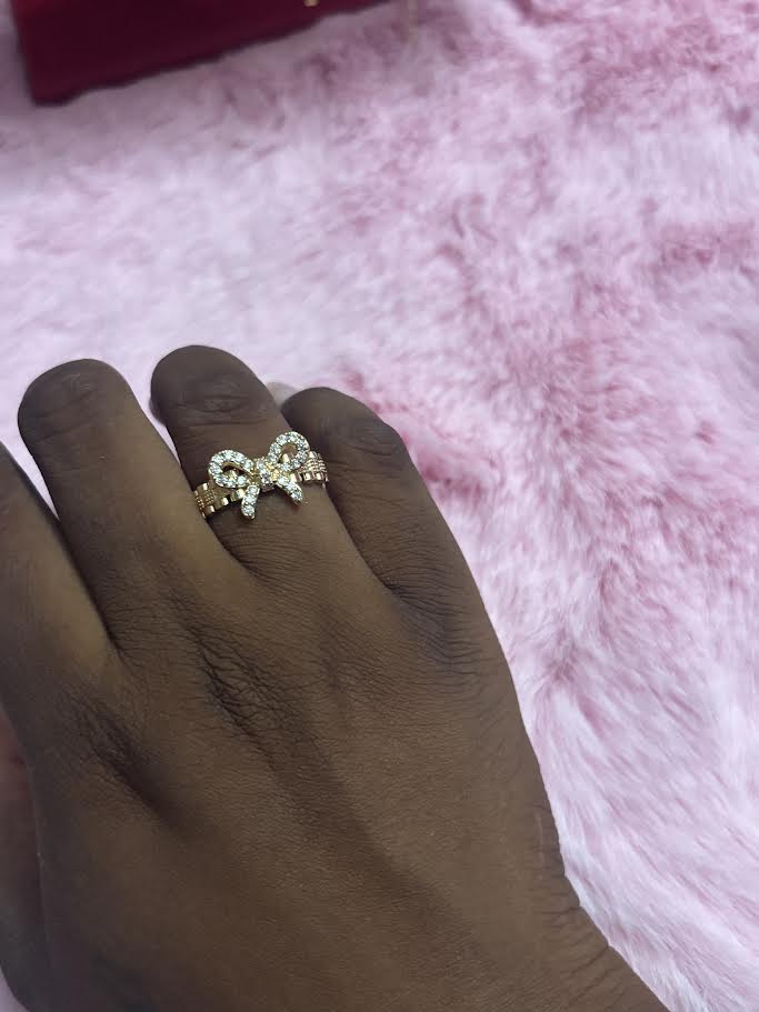 Bling Bow Ring