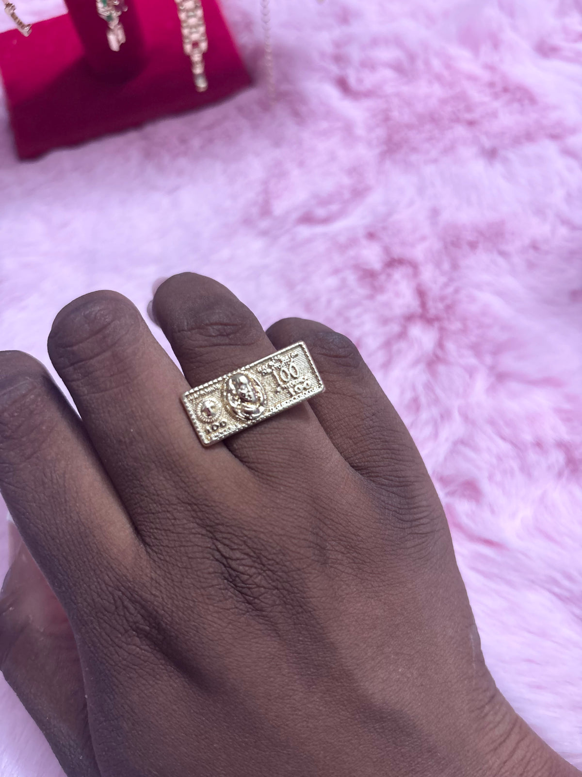 Money Ring